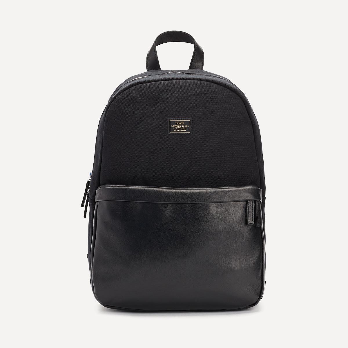 Frank & Oak présente The Black Serie, une façon locale de voyager avec style