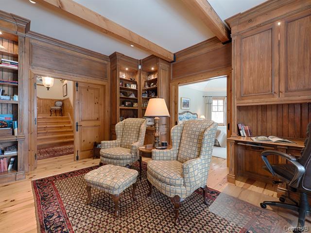 Un chalet à vendre en bordure du Lac Tremblant pour près de 3 millions