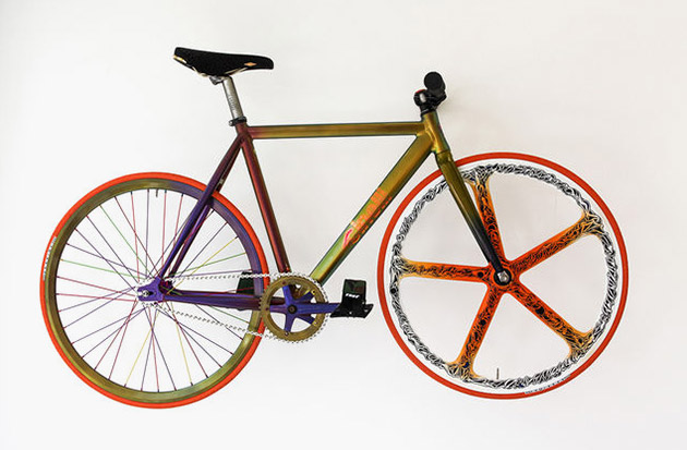 Rider une œuvre d&rsquo;art grâce à la marque italienne de vélo Cinelli et l&rsquo;artiste Jean-Luc Moerman