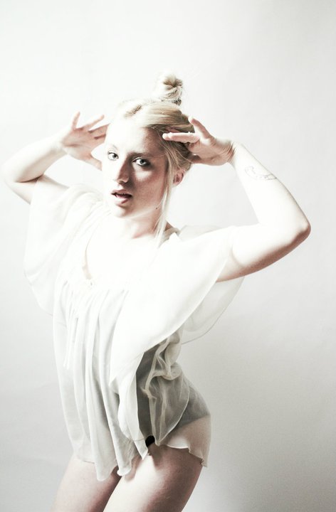 Fanny Bloom [Girl Crush 043]