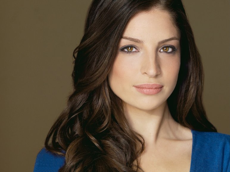 Anna Hopkins [Girl Crush 054]