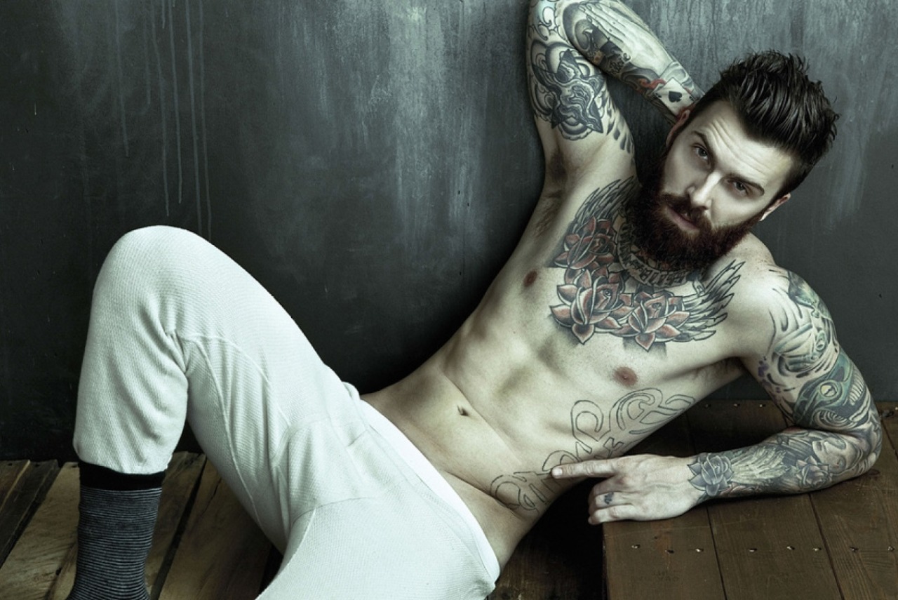 Levi Stocke, un modèle qui incarne bien le Lumbersexuel