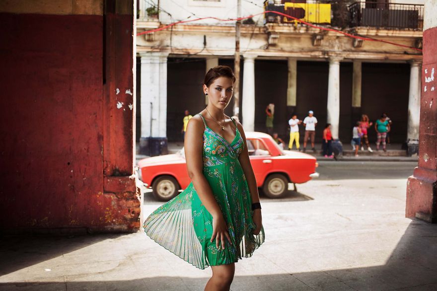 Le projet Atlas of Beauty nous fait voyager en nous proposant 35 portraits de femmes de partout dans le monde