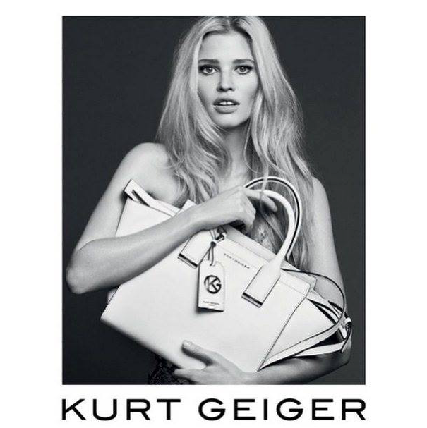 Lara Stone [Girl Crush 077]