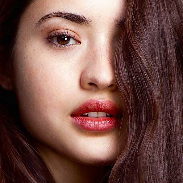 Axelle Viramontes : la plus belle des mexico-québécoises [Girl Crush 081]