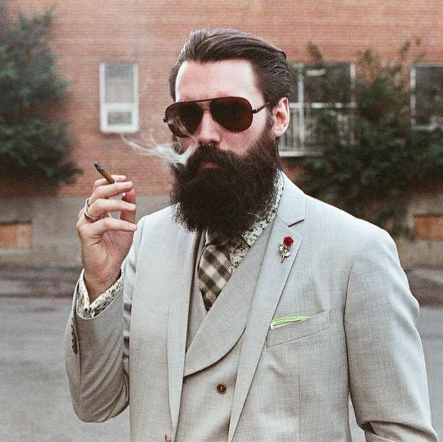 Portrait d'un Dandy montréalais : Sa Majesté Charles Desnoyers 1er