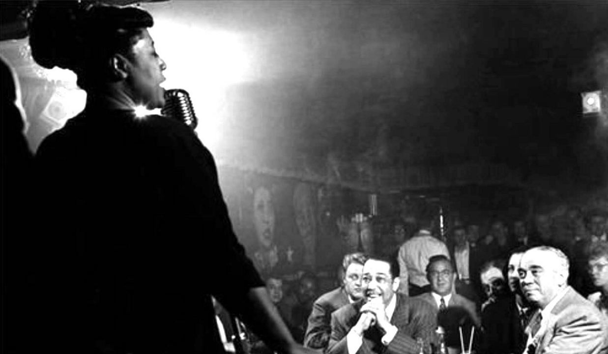 Playlist: Ella Fitzgerald qui joue live Au Mister Kelly’s