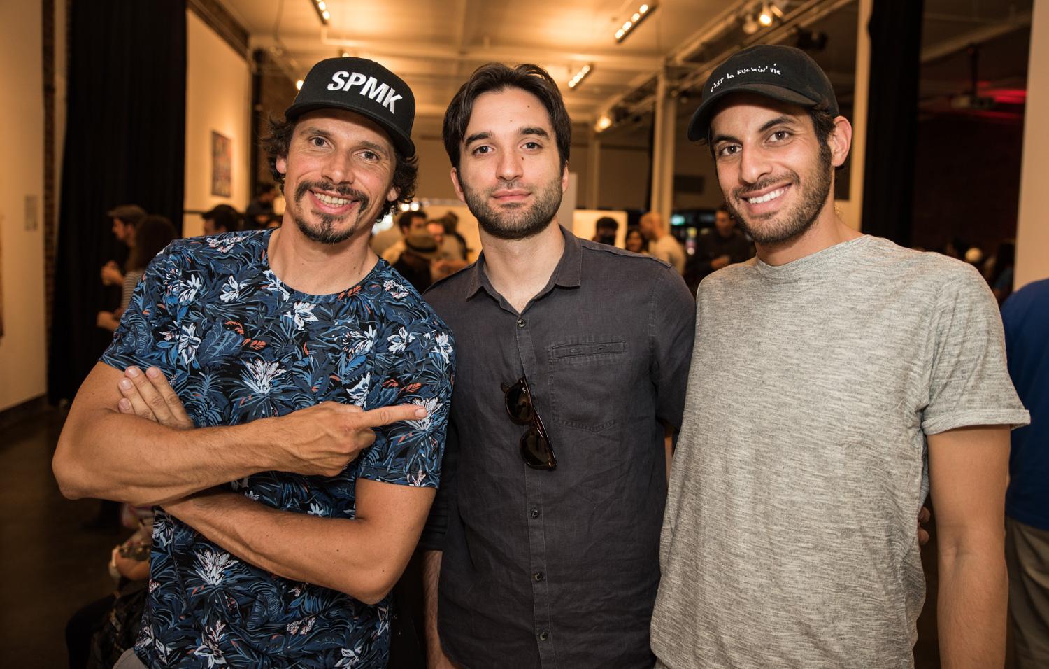 Des sneakers et des hot-dog sous verre à cette folle expo au Artgang Montréal