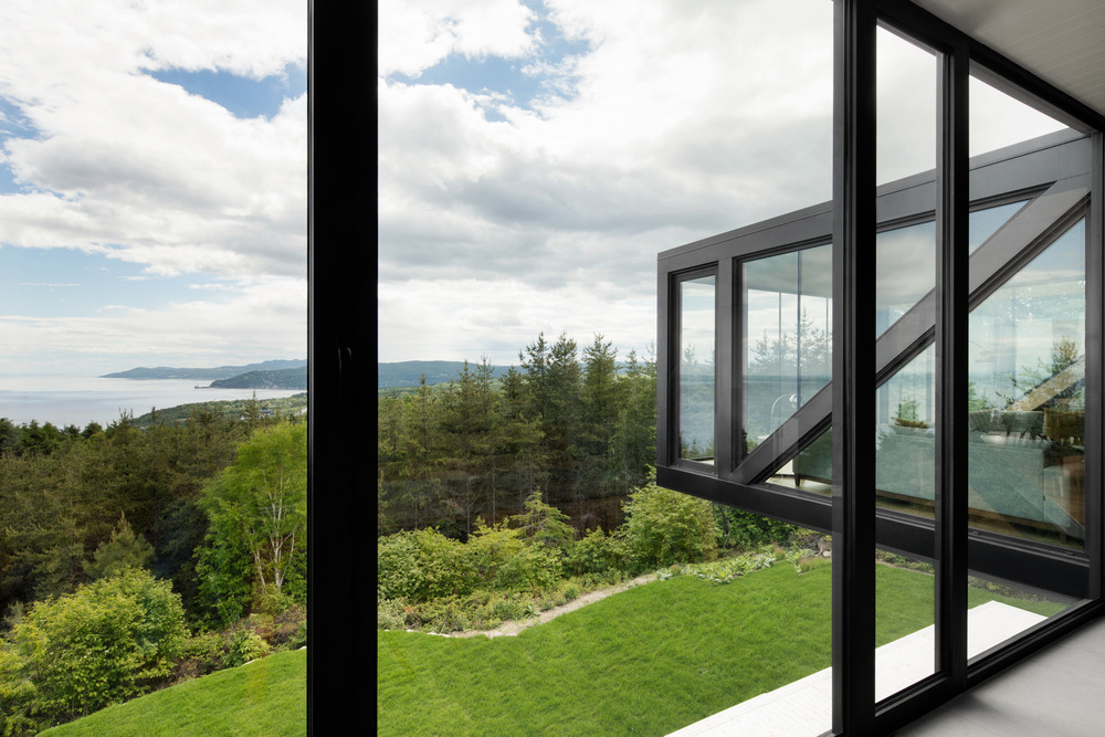 Le plus moderne et épuré chalet de La Malbaie!