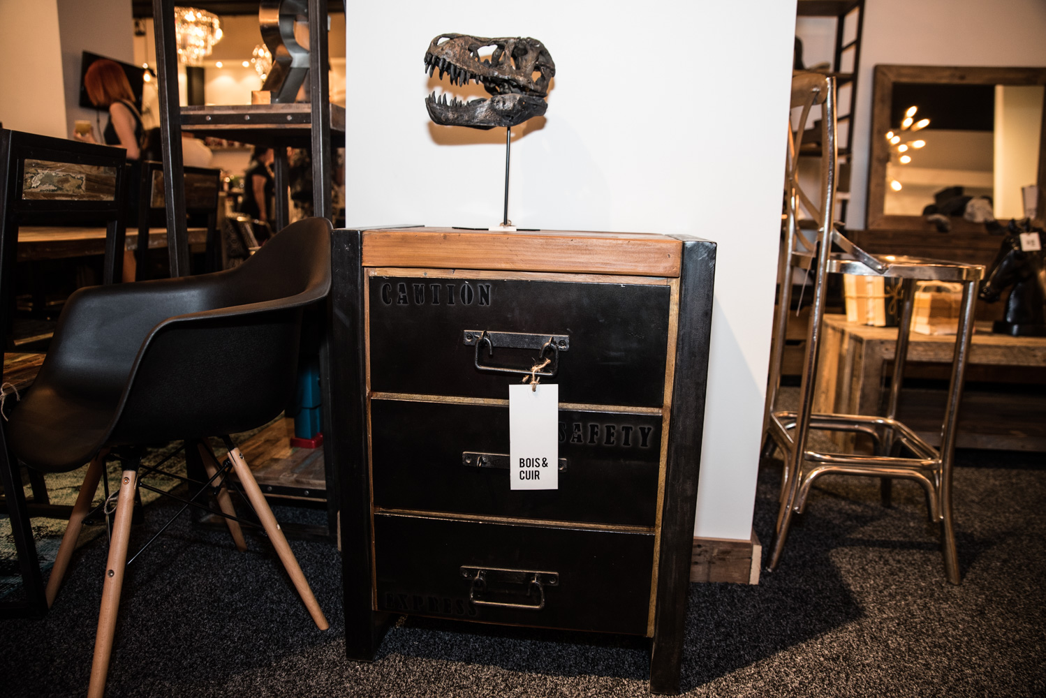 Ouverture de la chic et lumineuse boutique Bois & Cuir à Westmount