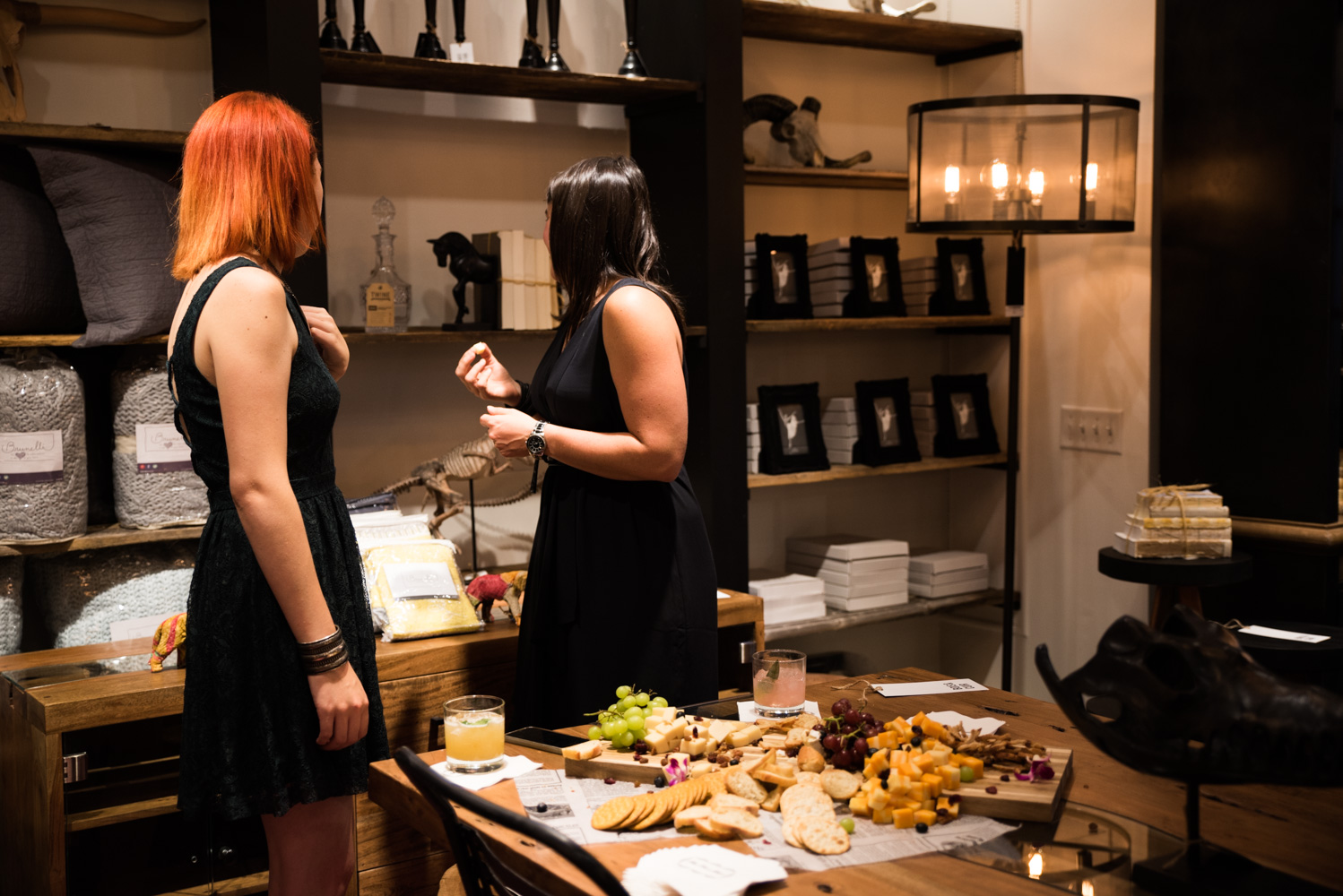 Ouverture de la chic et lumineuse boutique Bois & Cuir à Westmount