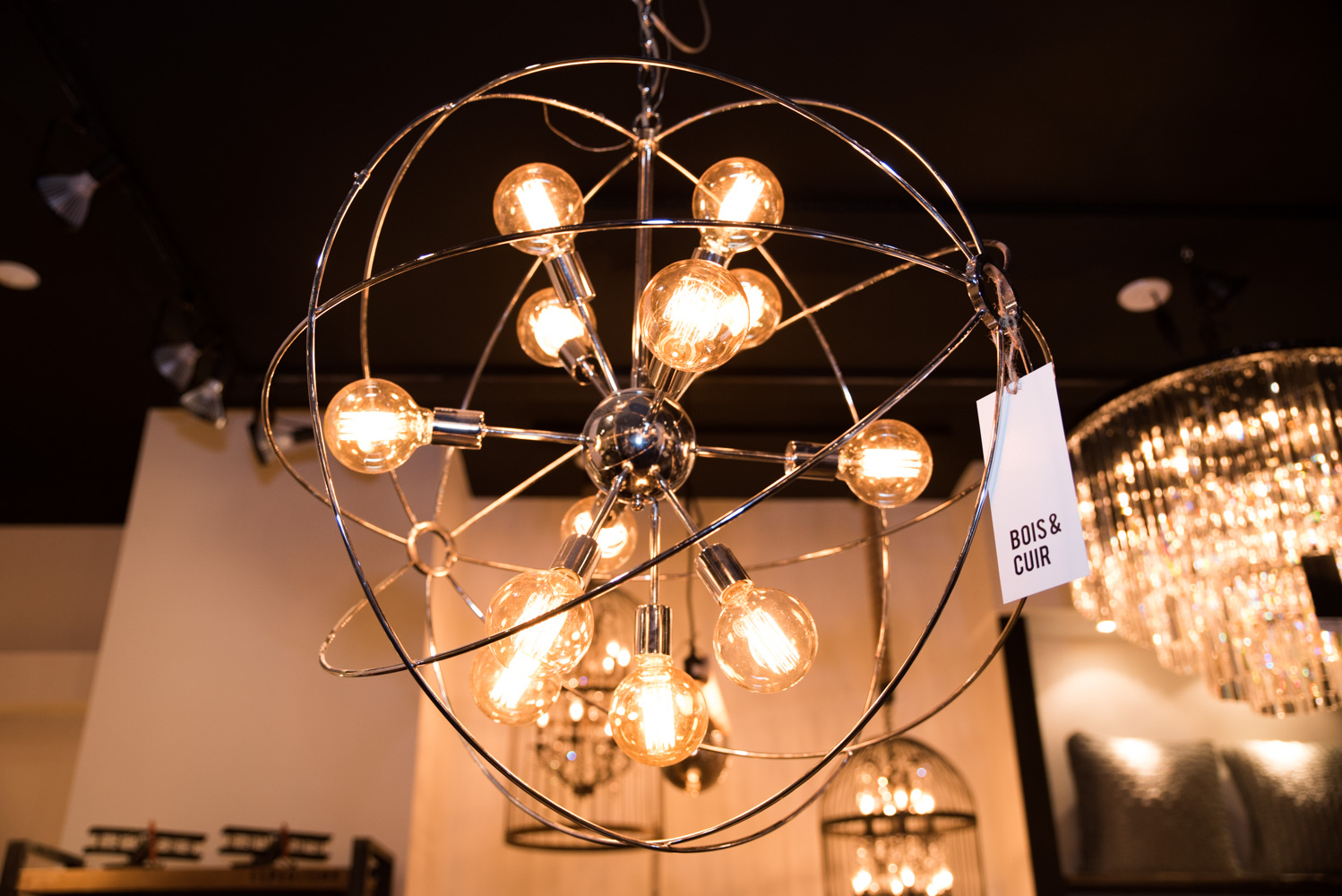 Ouverture de la chic et lumineuse boutique Bois & Cuir à Westmount