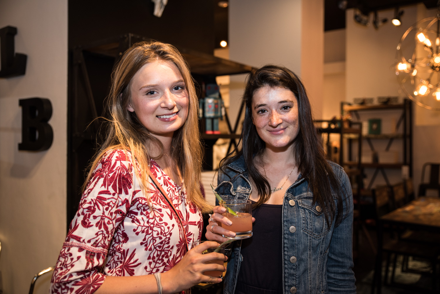 Ouverture de la chic et lumineuse boutique Bois & Cuir à Westmount