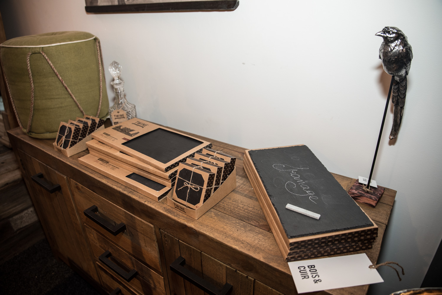 Ouverture de la chic et lumineuse boutique Bois & Cuir à Westmount