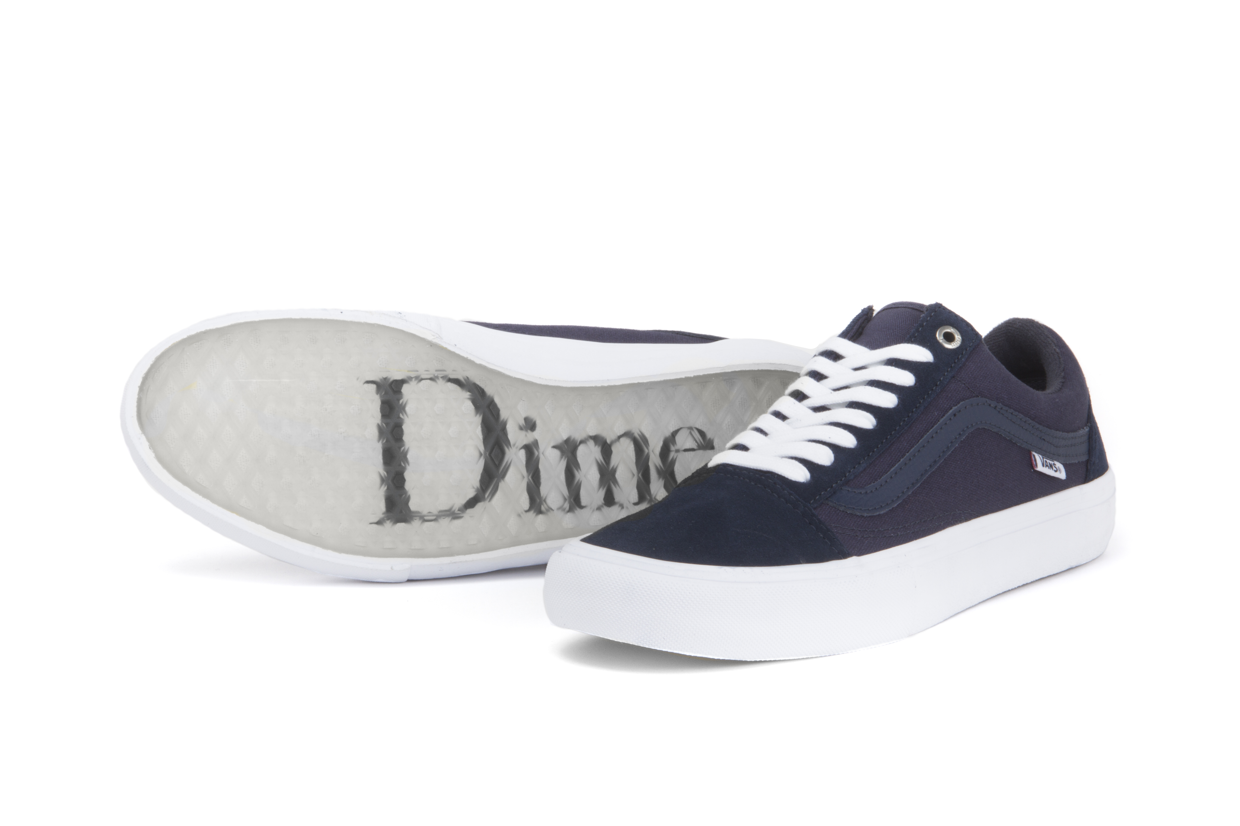 Dime lance trois souliers exclusifs avec Vans et ouvre un pop-up shop!