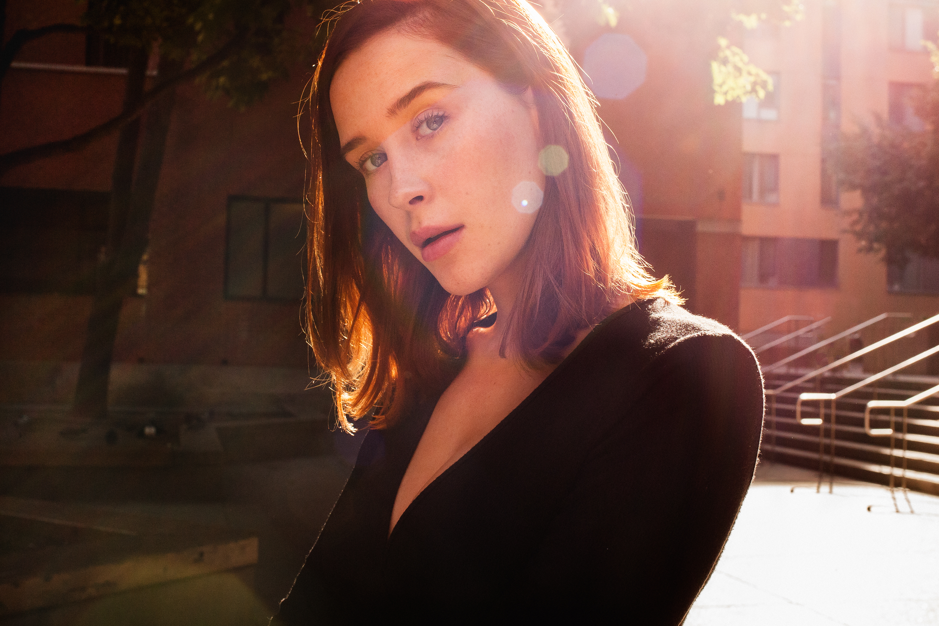 La mannequin Jeanne Cournoyer dans l'objectif lumineux de Kevin Millet [Girl Crush 108]