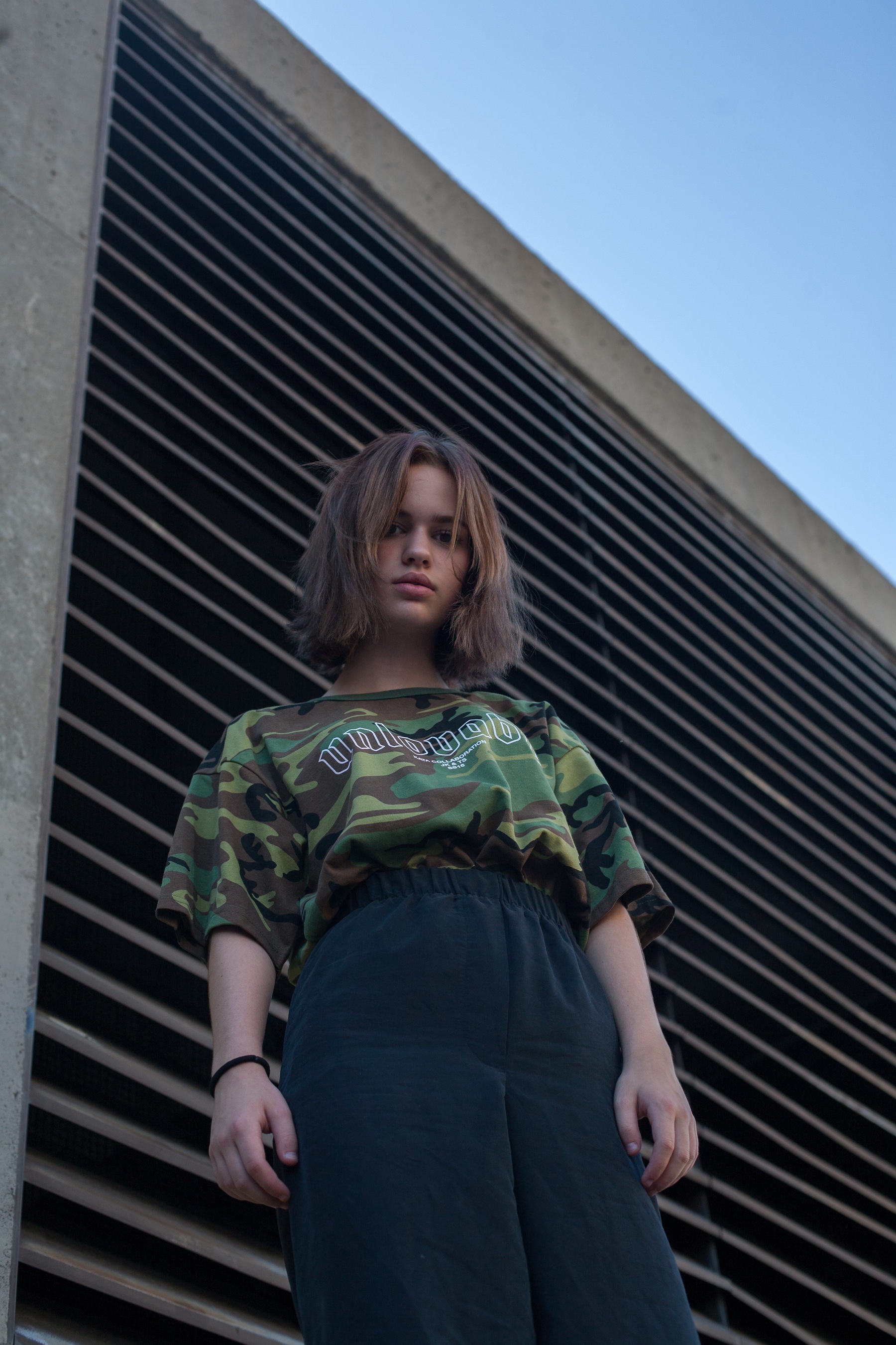 La marque locale Kata Fashion Company sort une capsule d'inspiration militaire