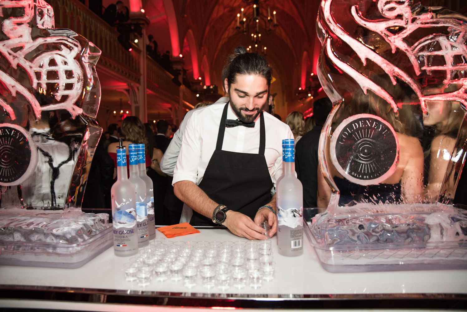 Ton Barbier au Bal Let's Bond 2016, voyez les plus beaux looks [Photos]