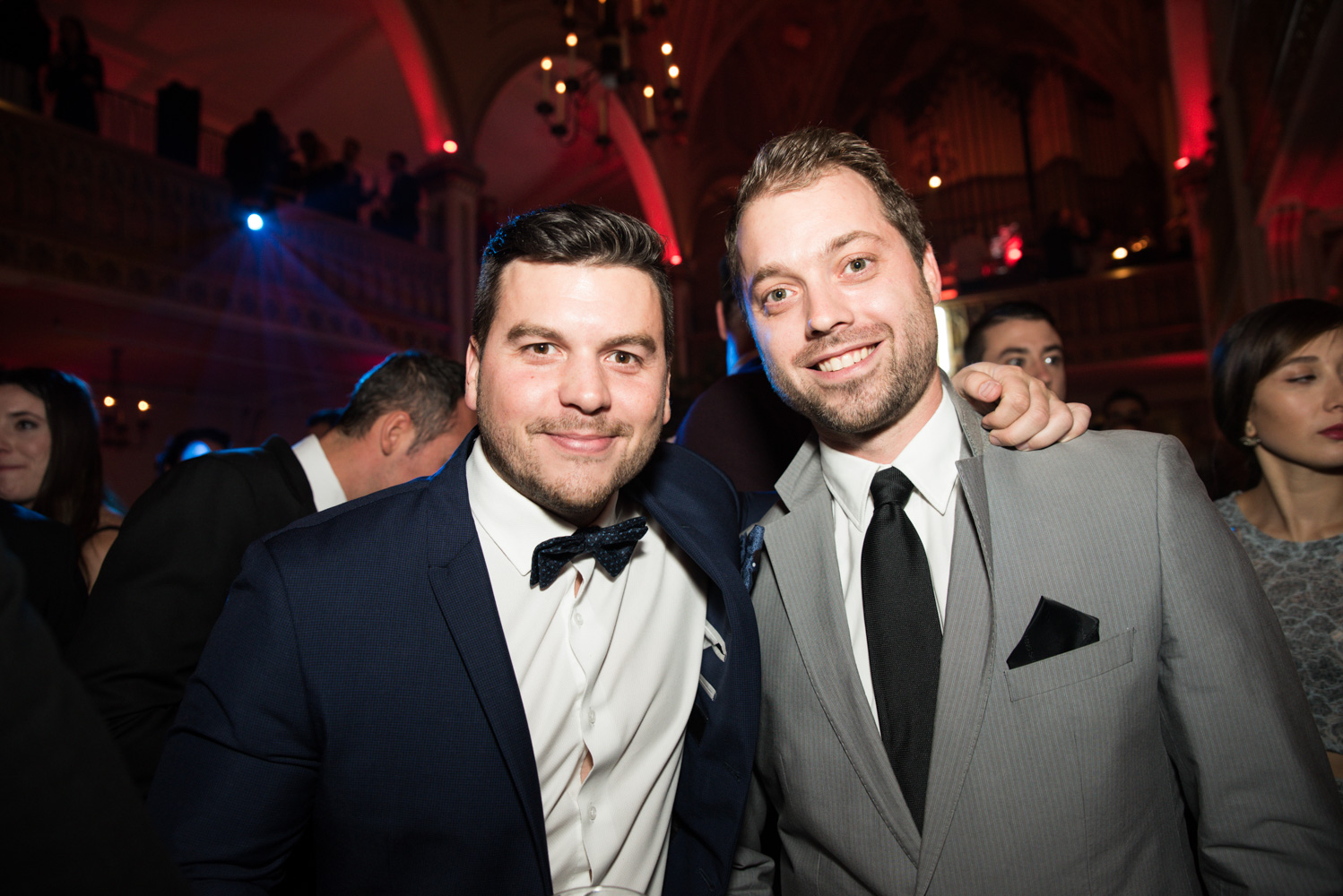 Ton Barbier au Bal Let's Bond 2016, voyez les plus beaux looks [Photos]