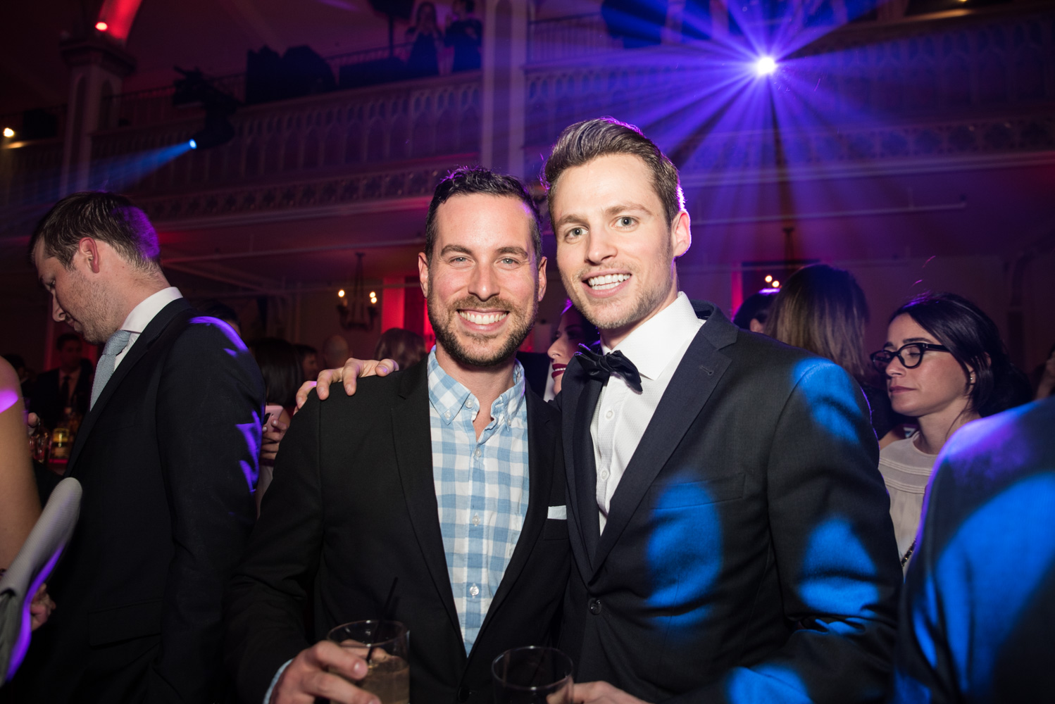 Ton Barbier au Bal Let's Bond 2016, voyez les plus beaux looks [Photos]
