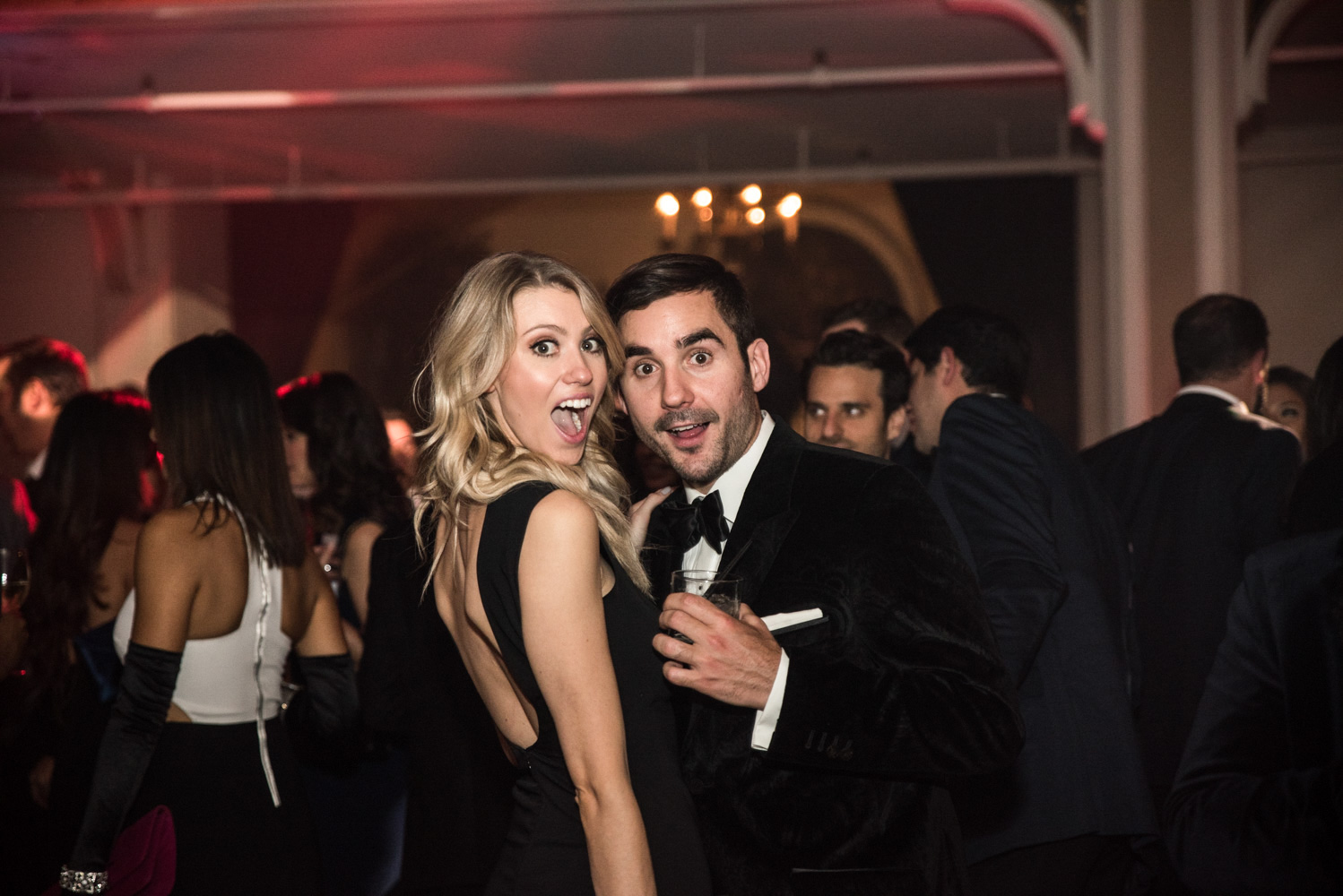 Ton Barbier au Bal Let's Bond 2016, voyez les plus beaux looks [Photos]
