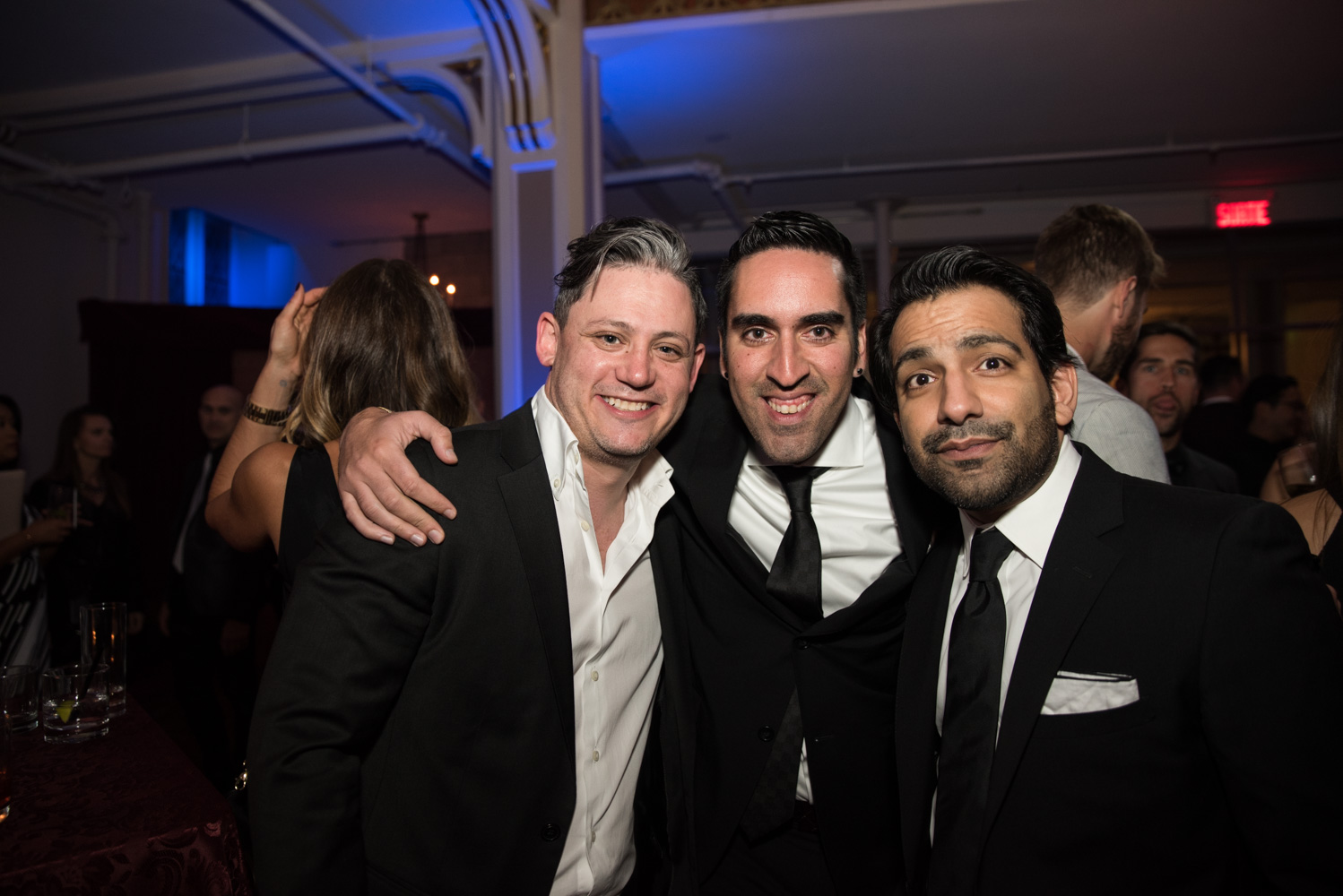Ton Barbier au Bal Let's Bond 2016, voyez les plus beaux looks [Photos]