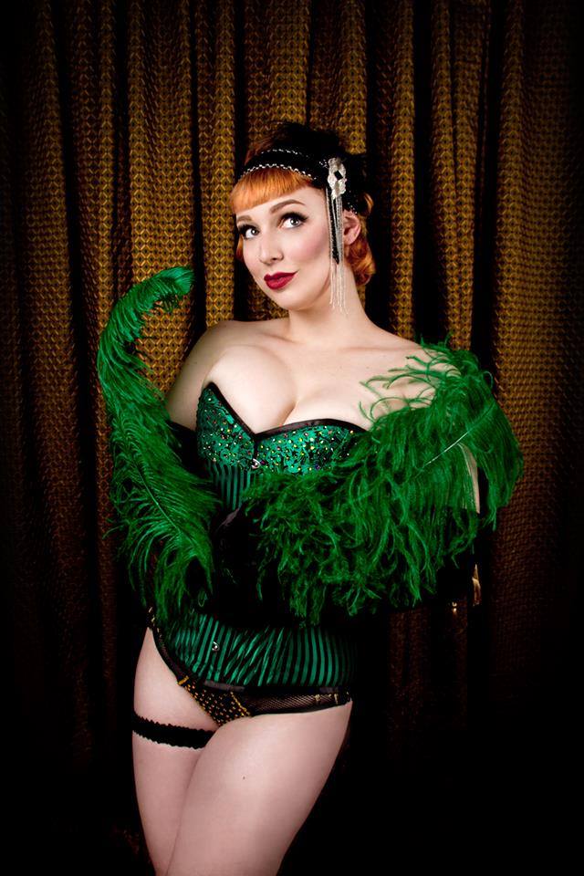 Lola Spark, effeuilleuse et artiste burlesque [Girl Crush 110]