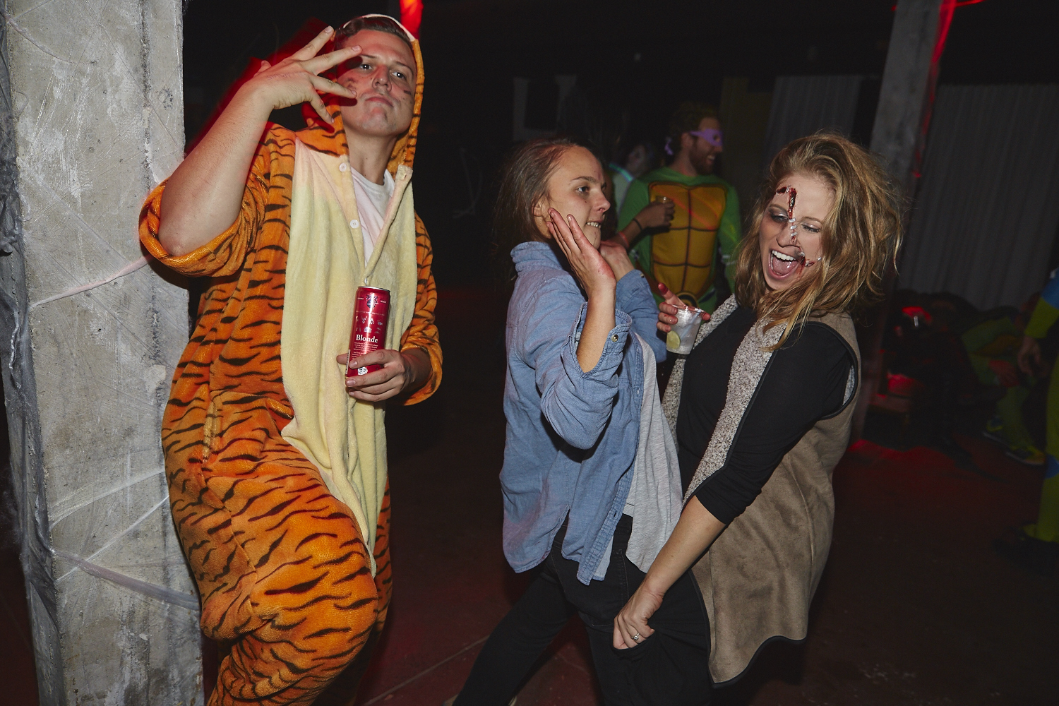 Party d'Halloween par Artbangbang X Ton Barbier au Livart [Photos]
