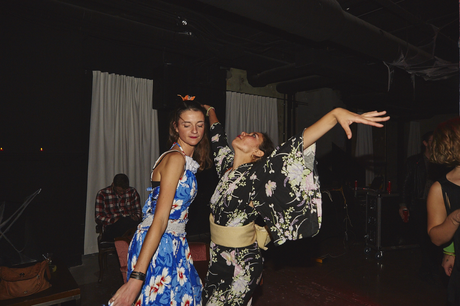 Party d'Halloween par Artbangbang X Ton Barbier au Livart [Photos]