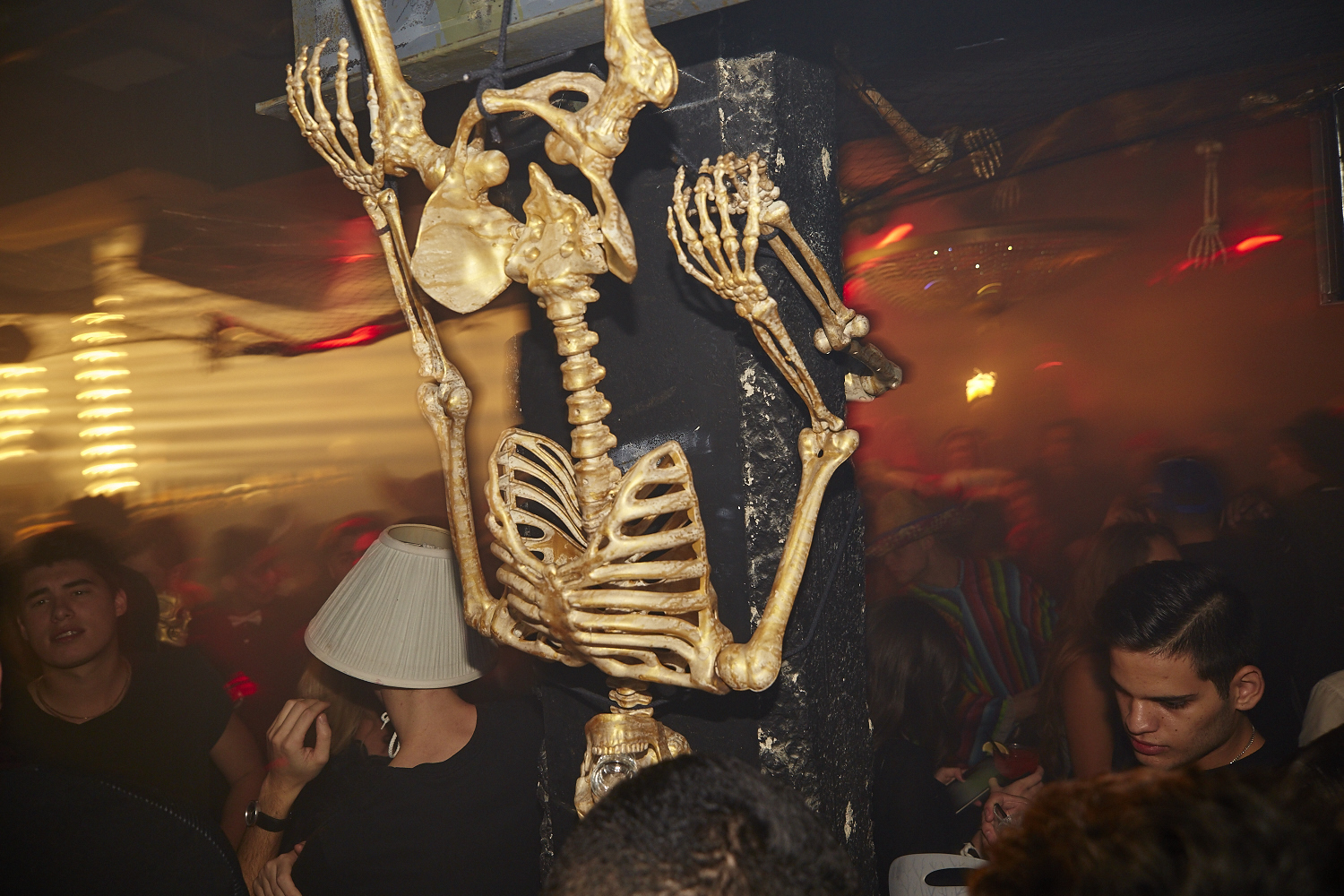 L'Halloween sexy et chaud de l'École Privée ! [Photos]