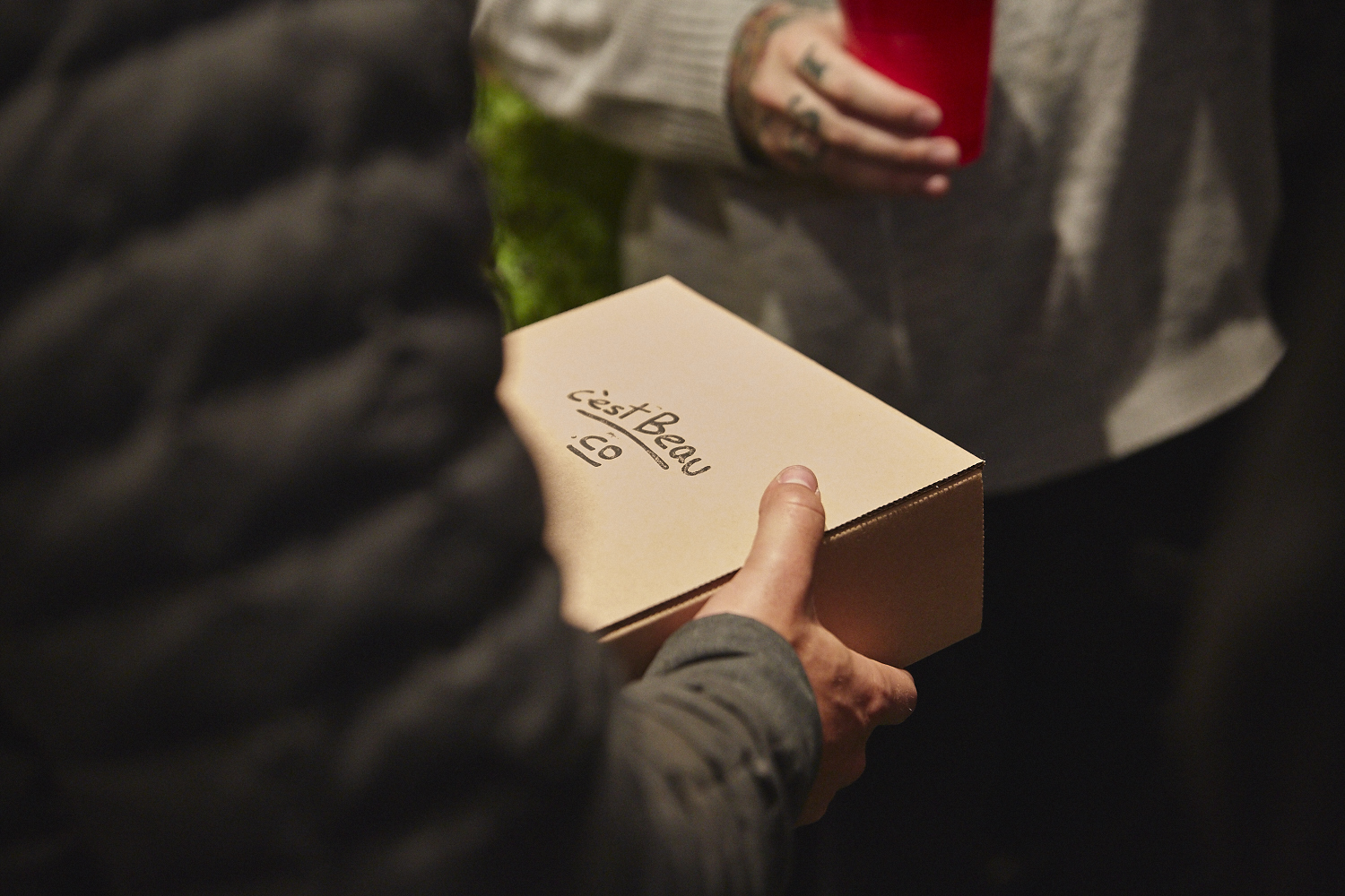 C'est Beau fête leur collection automne-hiver avec bière et barbier