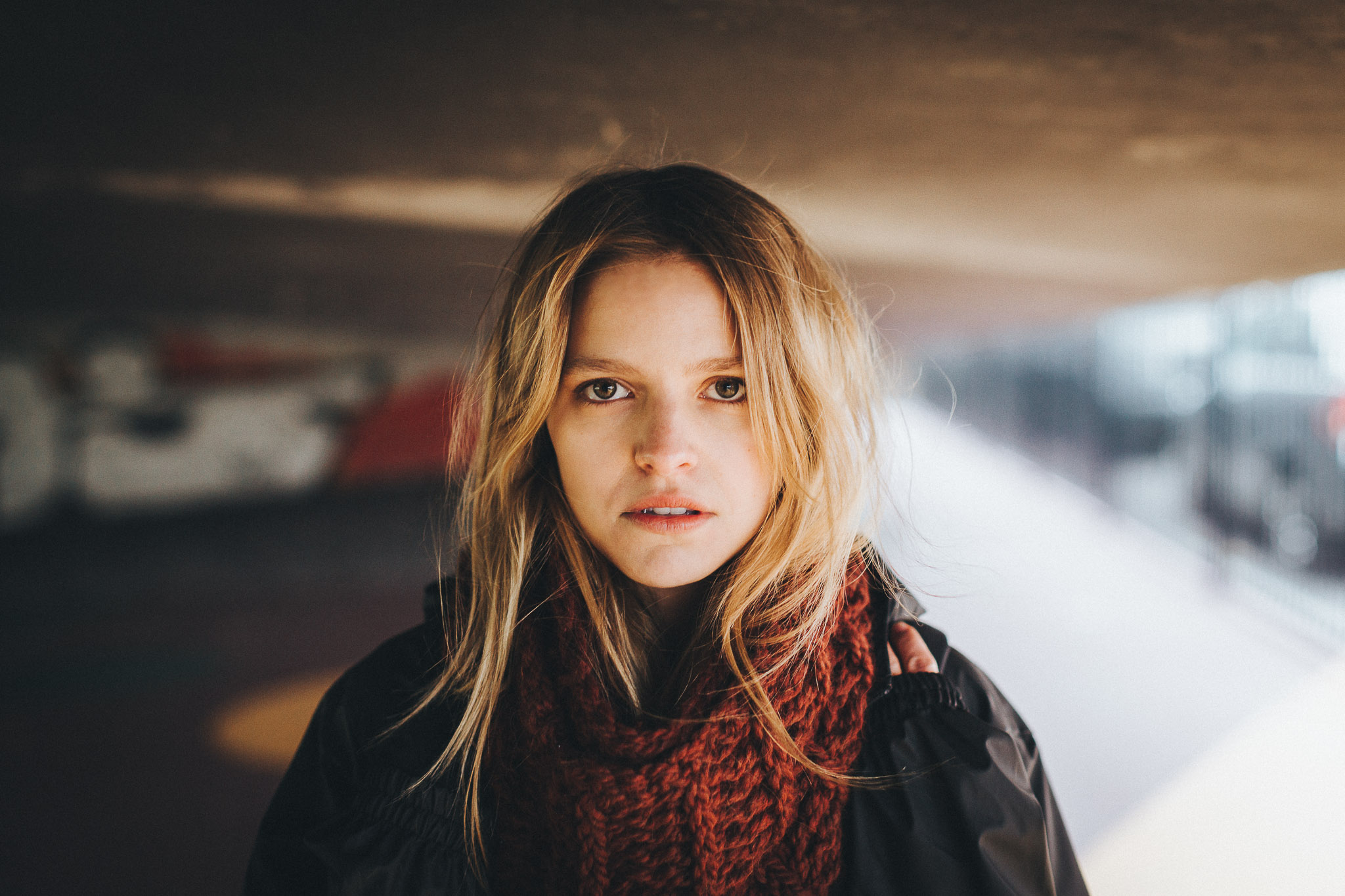 Sarah-Jeanne Labrosse, la belle actrice dans l&rsquo;objectif de Philippe Emond [Girl Crush 115]