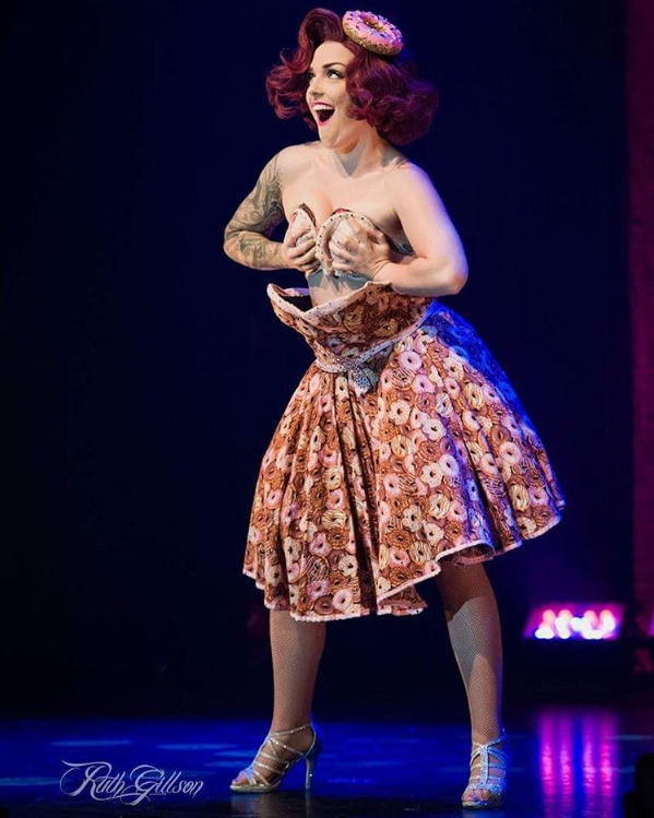 Audrey Ivory, duchesse du burlesque montréalais [Girl Crush 118]