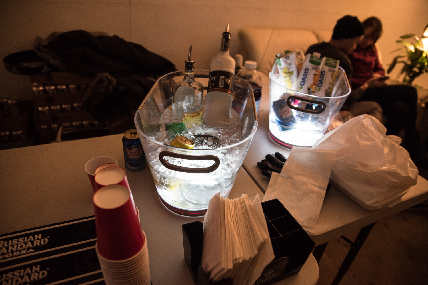 Bonvilain fête noël avec des marques locales lors d'un pop-up shop festif [Nos photos]