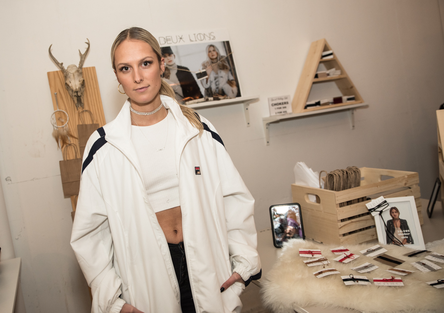Bonvilain fête noël avec des marques locales lors d'un pop-up shop festif [Nos photos]