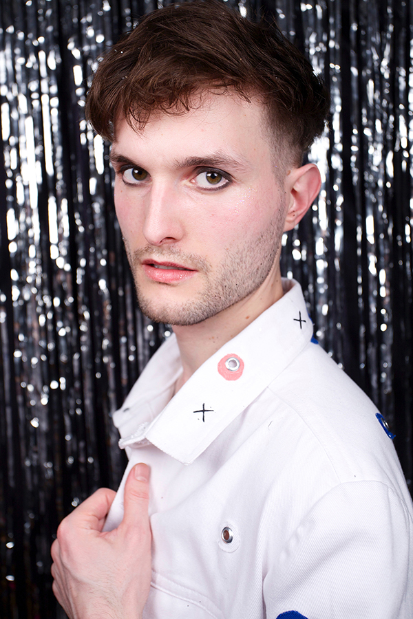 Félix Mongeon aka Radiant Baby, musicien et futur psychologue