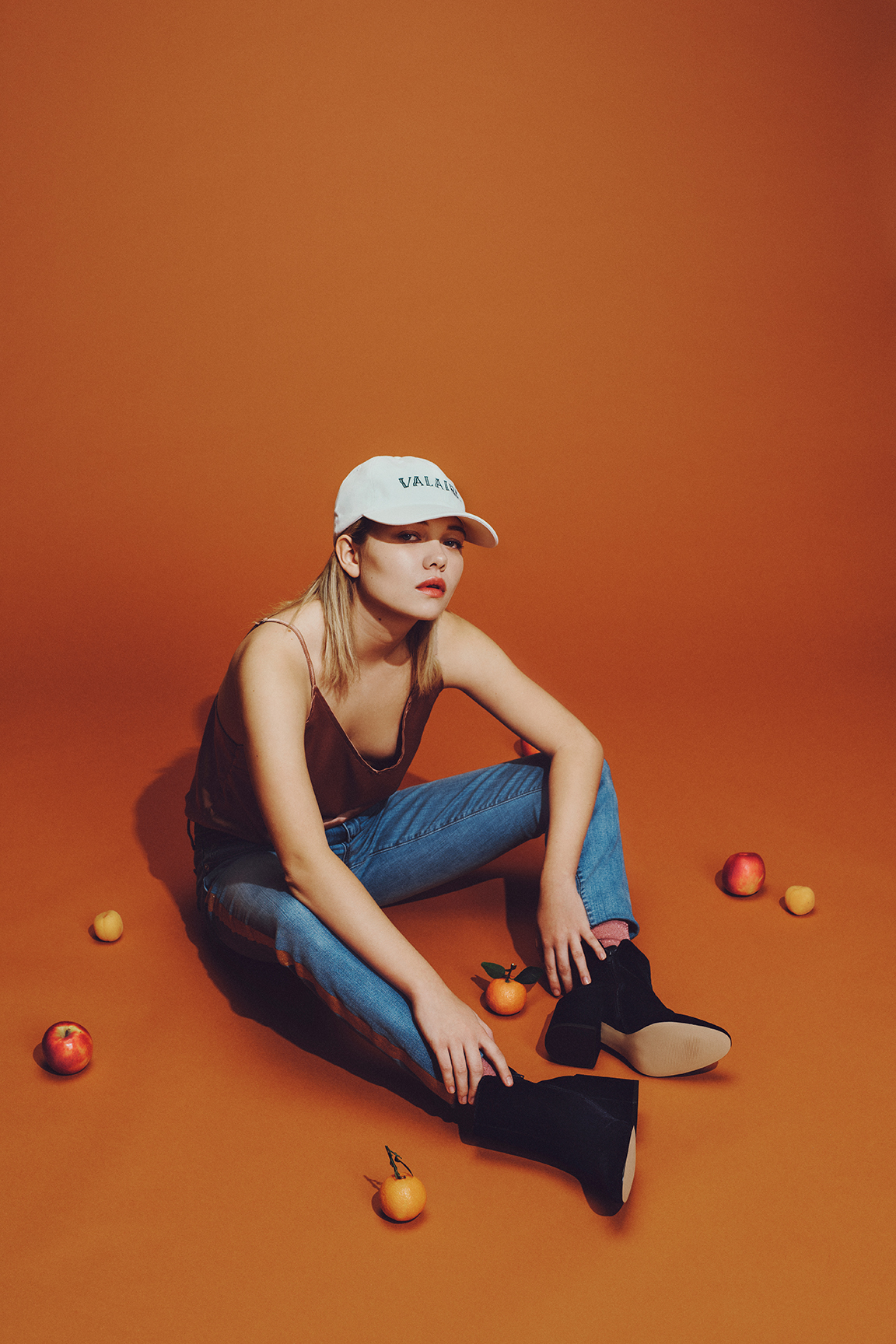 VALAIRE lance sa merch avec un lookbook pas mal chaud