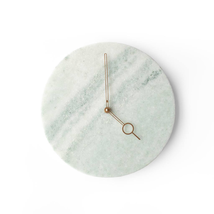Voici 5 marques québécoises qui font des horloges superbes