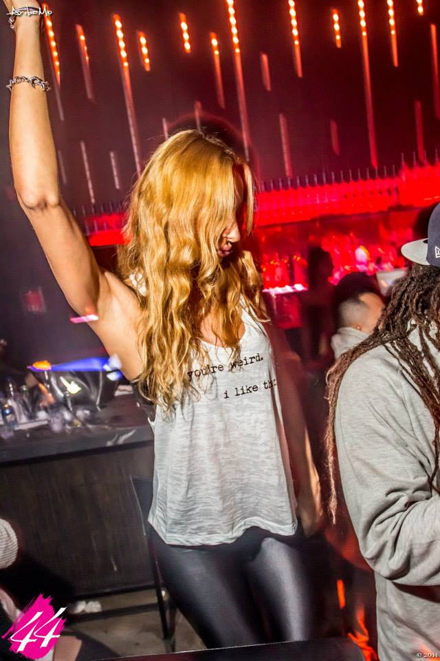 Gigi Nassif, barmaid au New City Gas nous parle de son métier [Barmaid 001]