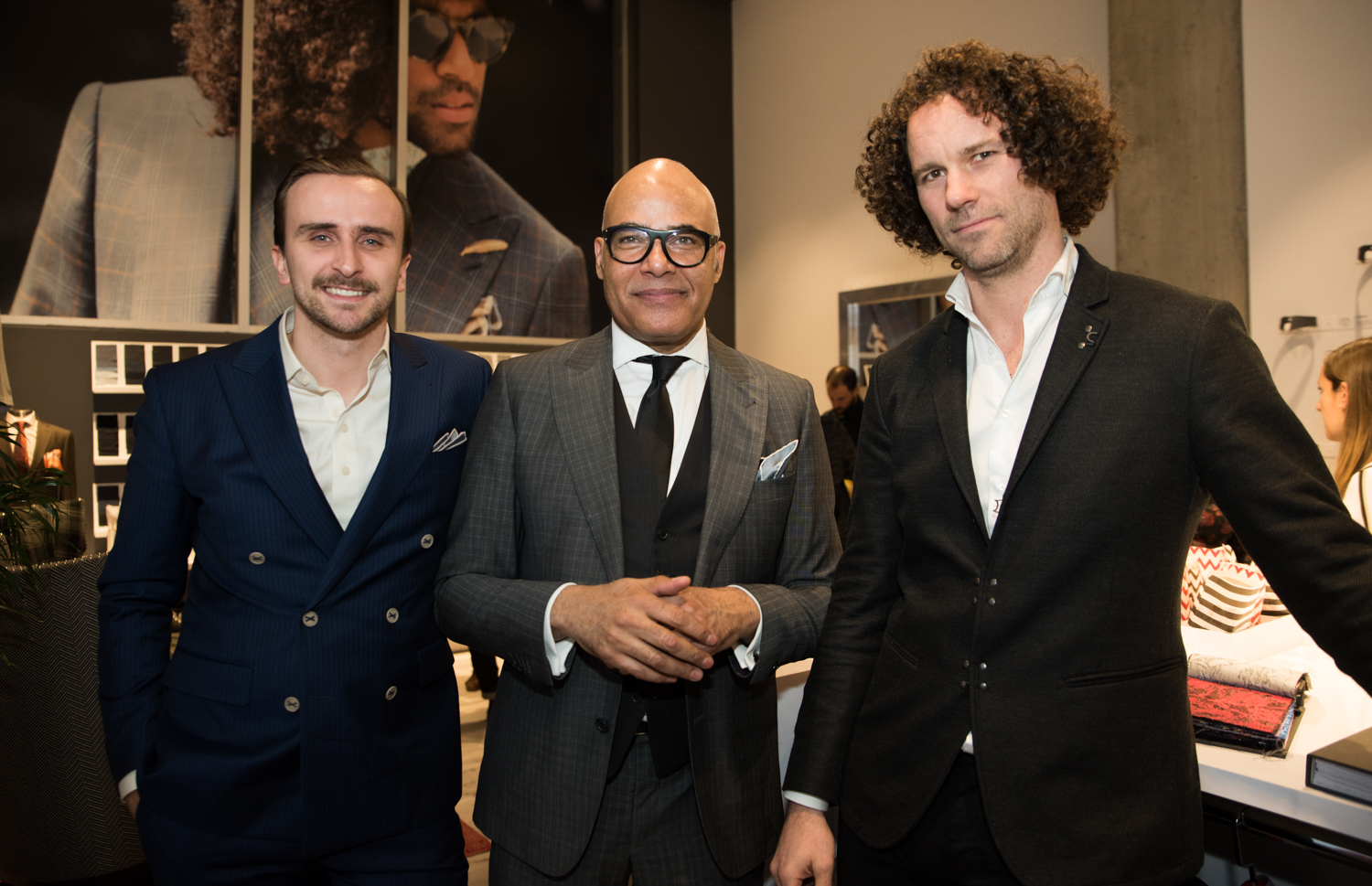 Surmesur ré-ouvre leur boutique pour homme en grand!