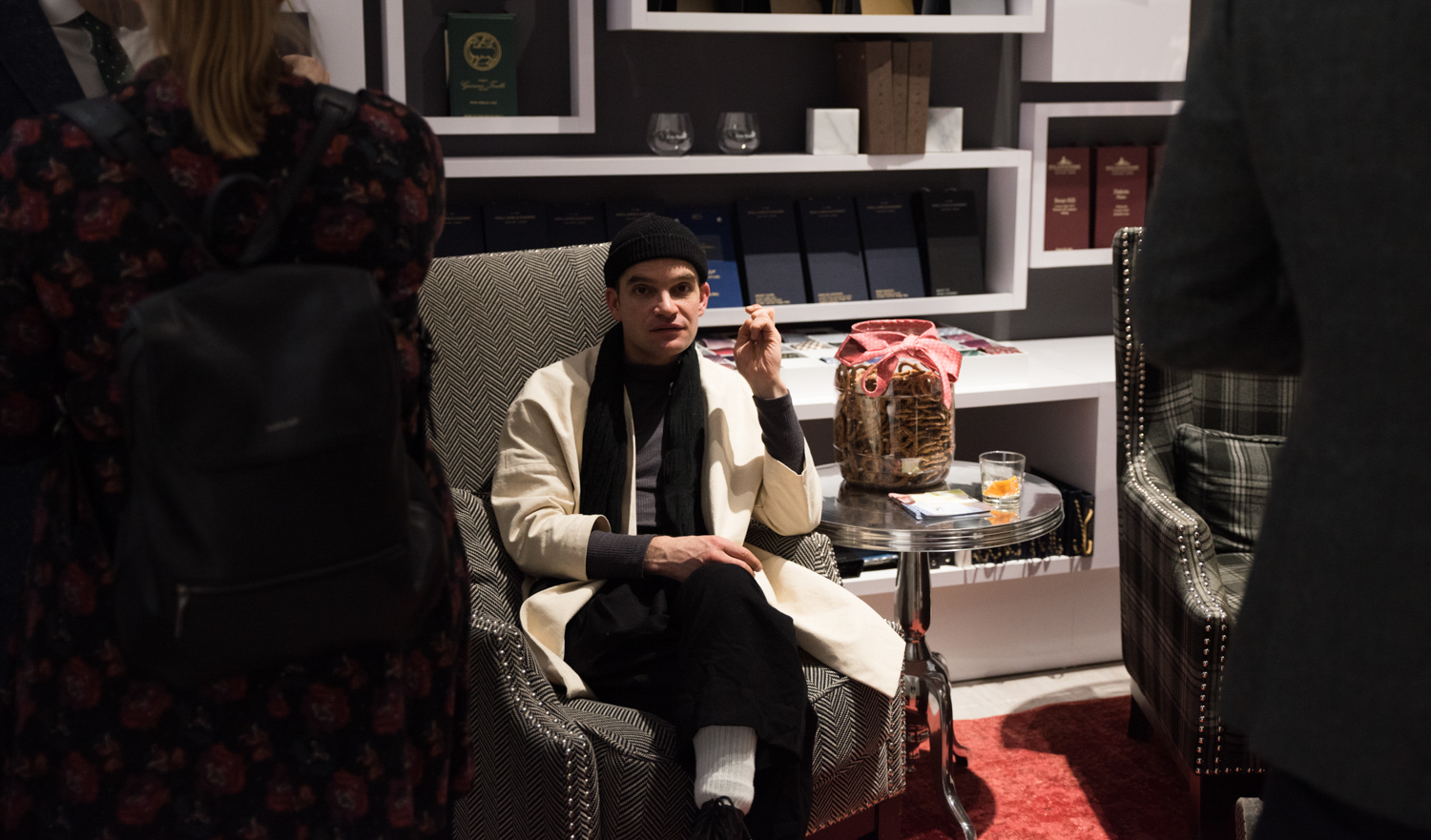 Surmesur ré-ouvre leur boutique pour homme en grand!