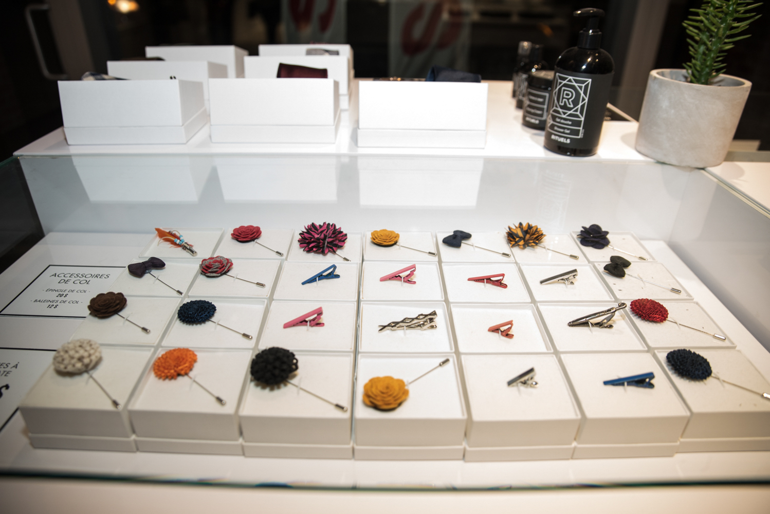 Surmesur ré-ouvre leur boutique pour homme en grand!