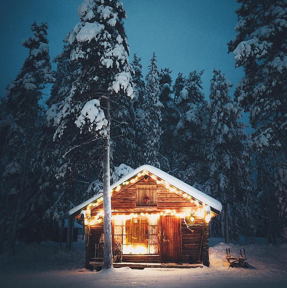 35 chalets enneigés où on aimerait passer la journée (plutôt qu'au boulot)