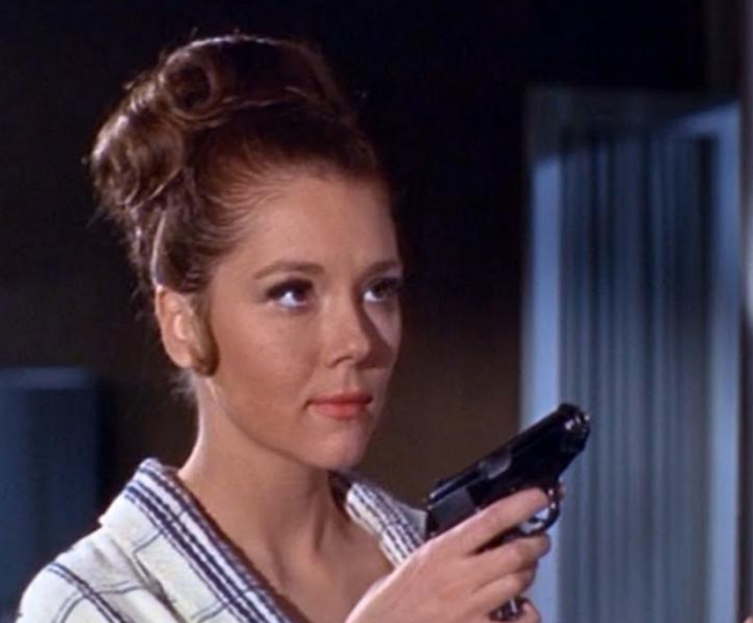 Les 20 Plus Belles Bond Girls De Tous Les Films De James Bond Ton Barbier 