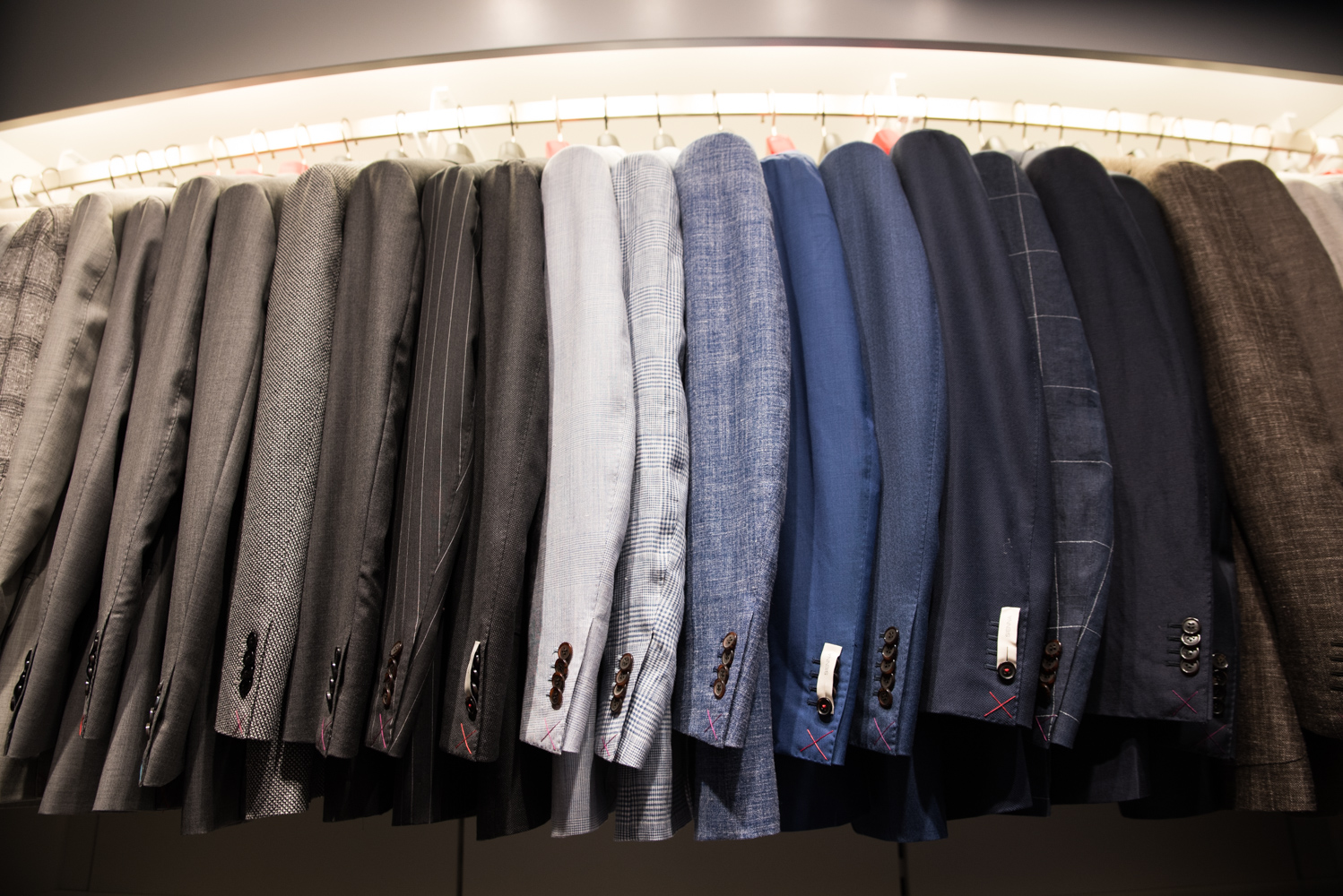 Suitsupply a ouvert en grand son deuxième magasin canadien à Montréal
