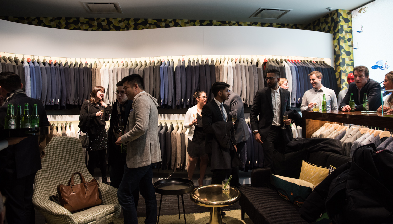 Suitsupply a ouvert en grand son deuxième magasin canadien à Montréal