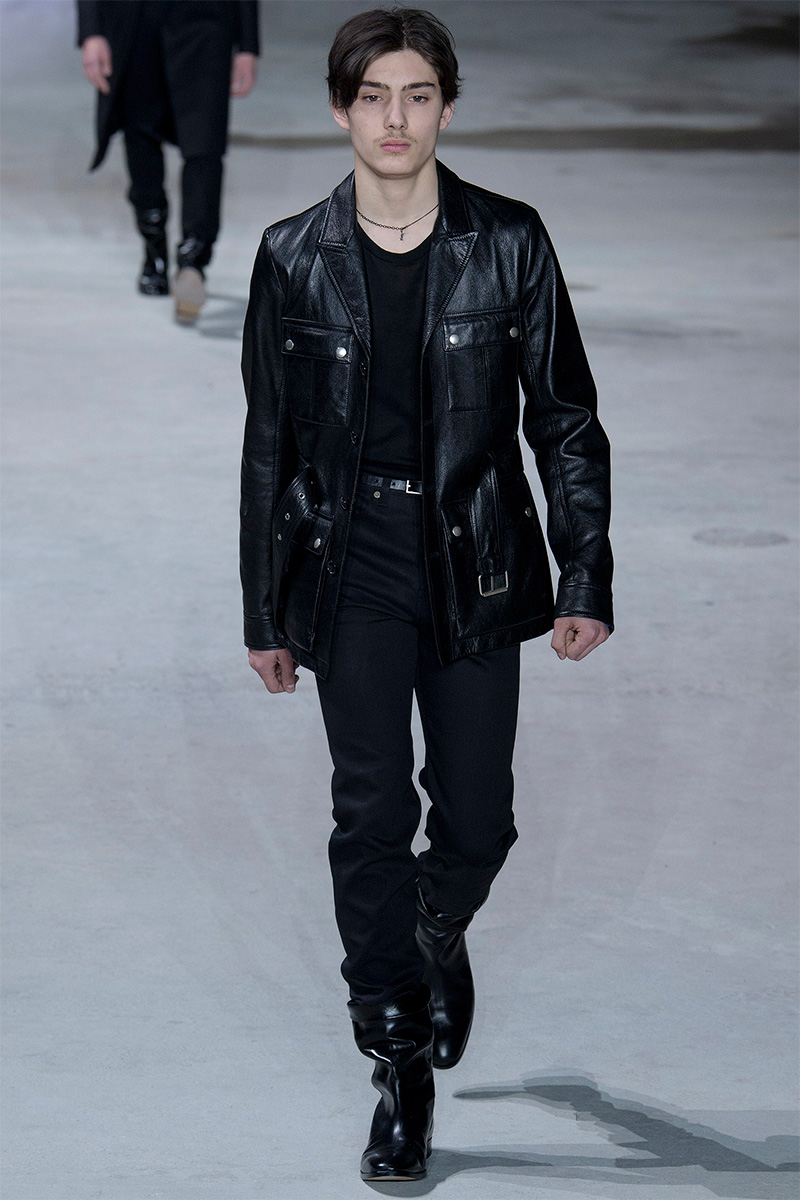 Saint Laurent dévoile sa collection automne/hiver 2017 et on bave