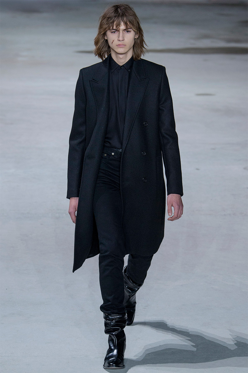 Saint Laurent dévoile sa collection automne/hiver 2017 et on bave