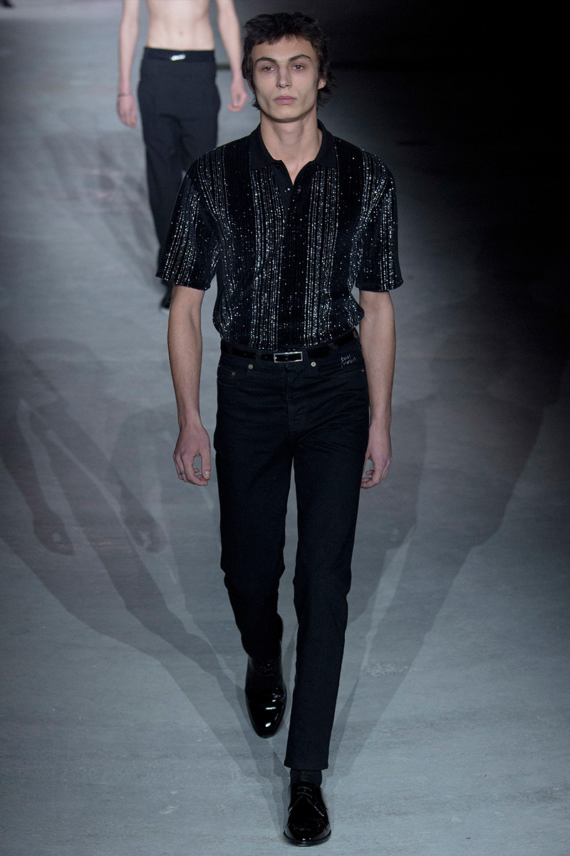 Saint Laurent dévoile sa collection automne/hiver 2017 et on bave