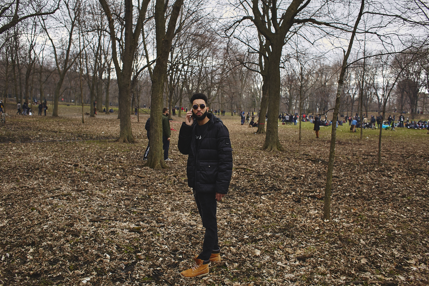 Des milliers de jeunes fêtent le 4/20 au pied du Mont-Royal [Photos]